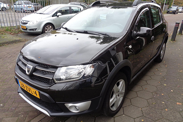 Dacia Sandero Stepway 0.9 TCe Lauréate. Incl APK en onderhoudsbeurt